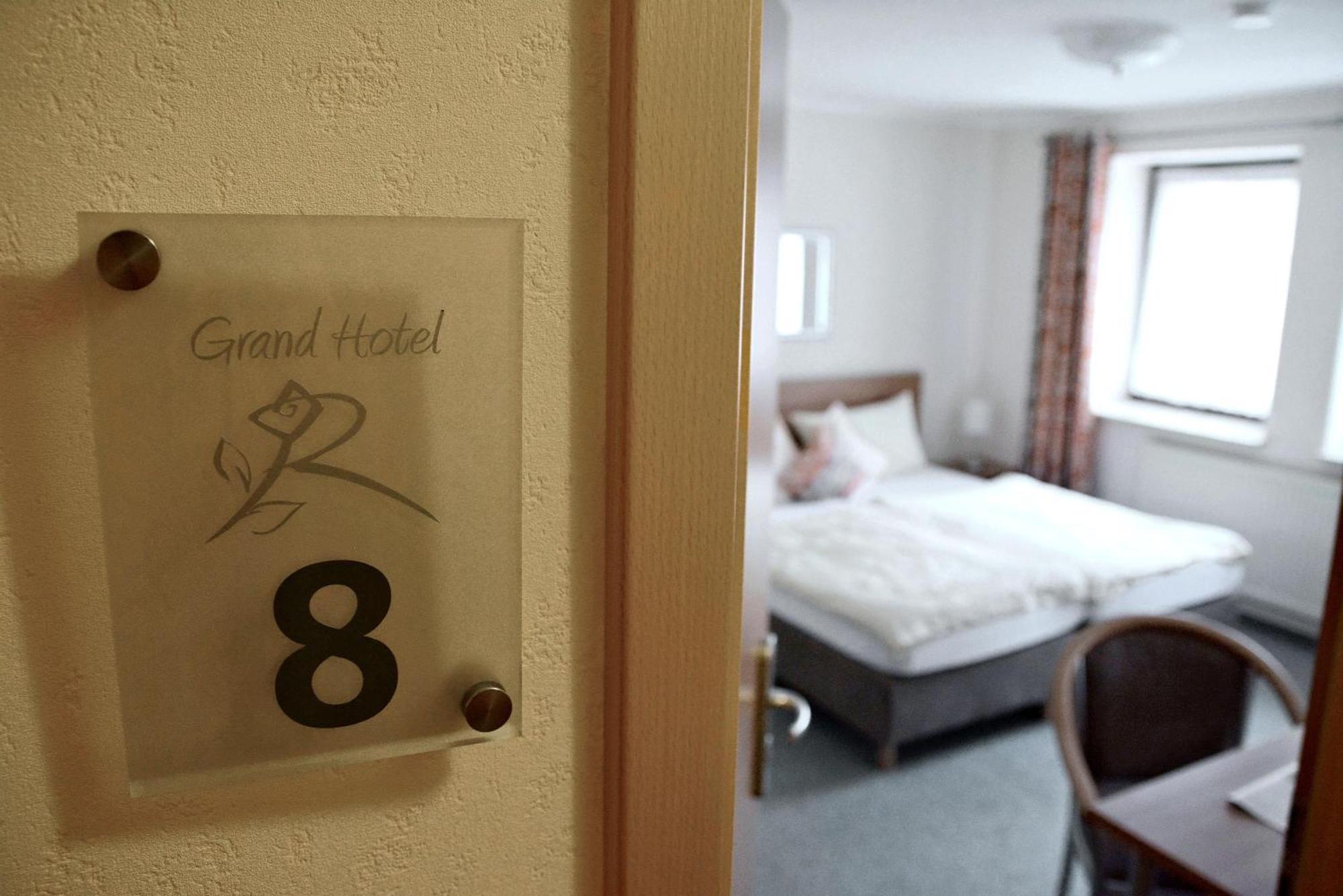 Rosenhotel Scherer Schiffweiler Eksteriør billede