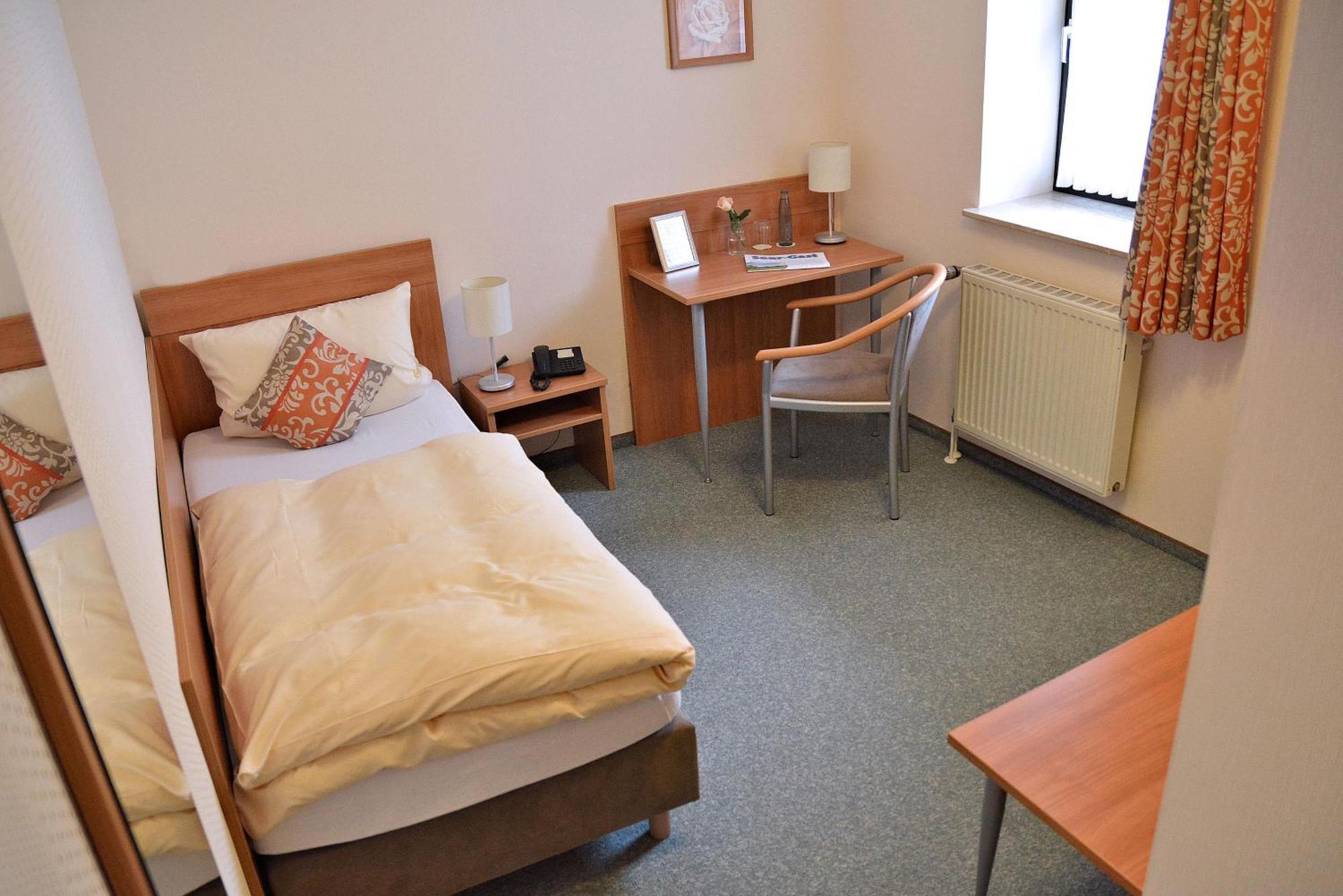 Rosenhotel Scherer Schiffweiler Eksteriør billede
