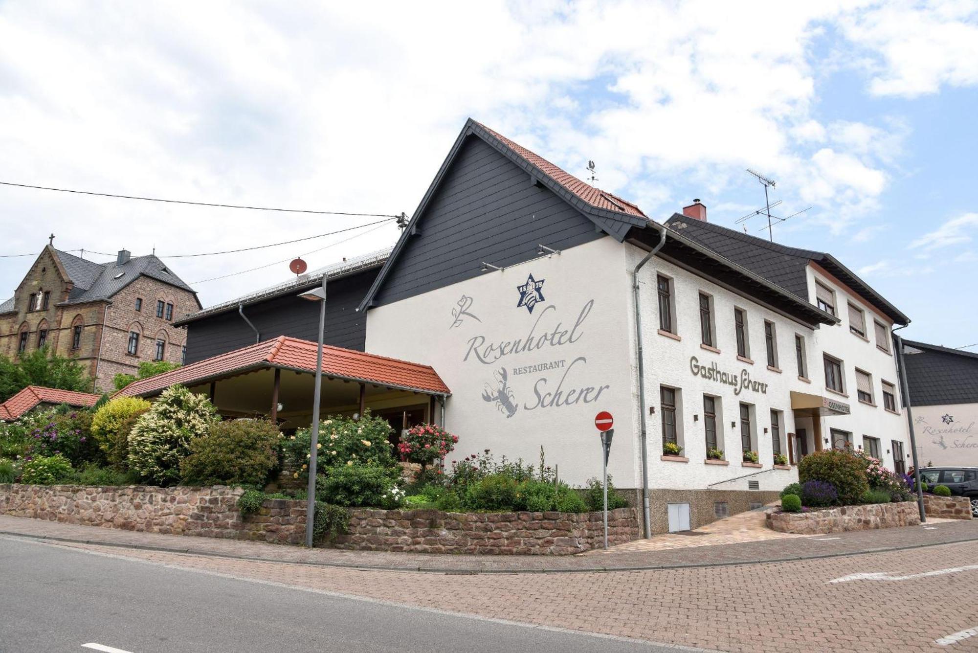 Rosenhotel Scherer Schiffweiler Eksteriør billede
